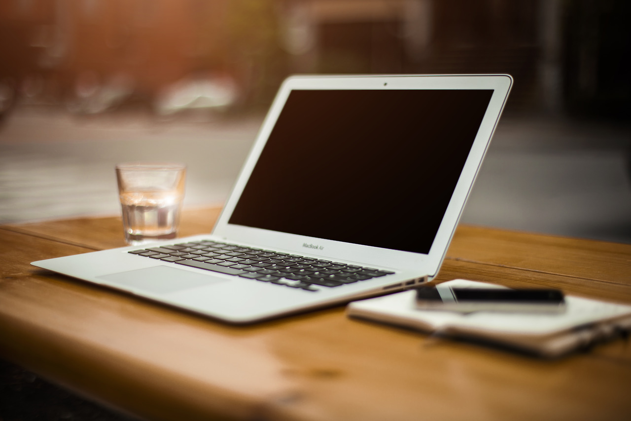 Hình minh họa Cài đặt laptop Quận 9