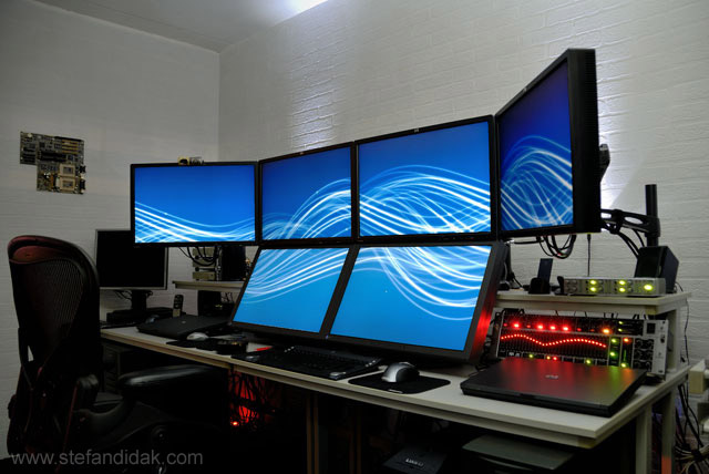 Màn hình máy tính là gì Monitor máy tính là gì